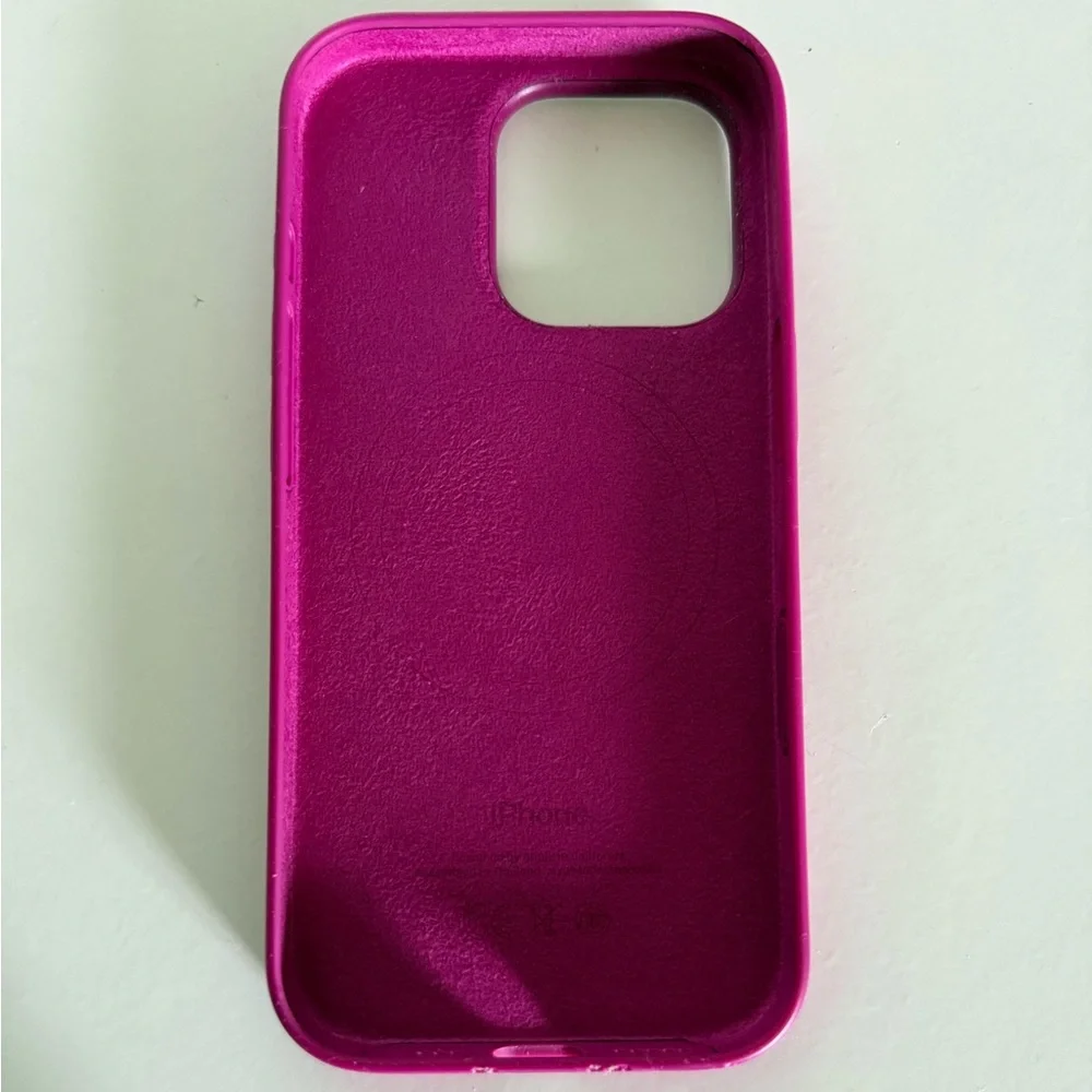 iPhone 16 Pro Apple Fuchsia Phone Case